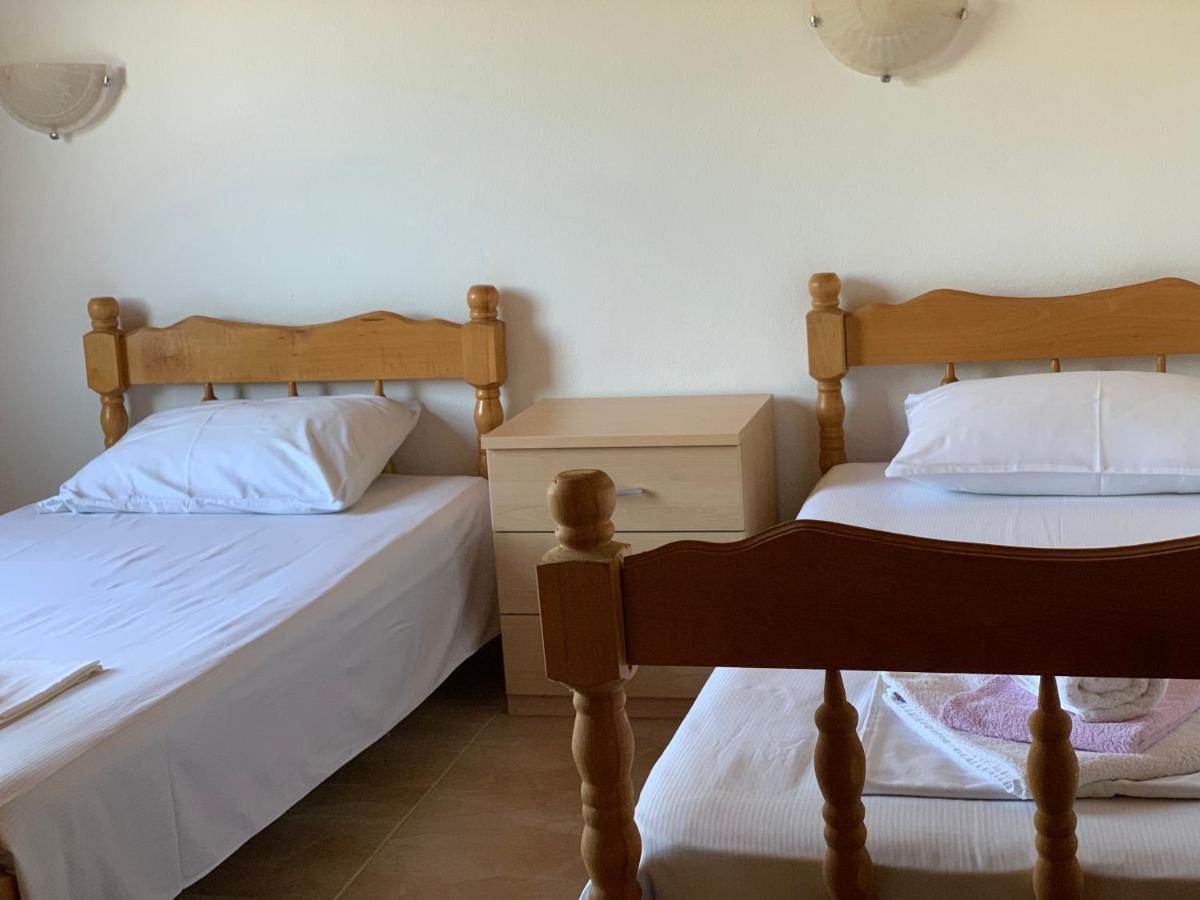 Holiday Home Bratica Улцинь Экстерьер фото