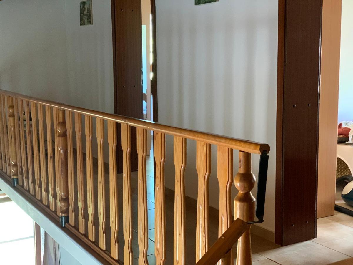 Holiday Home Bratica Улцинь Экстерьер фото