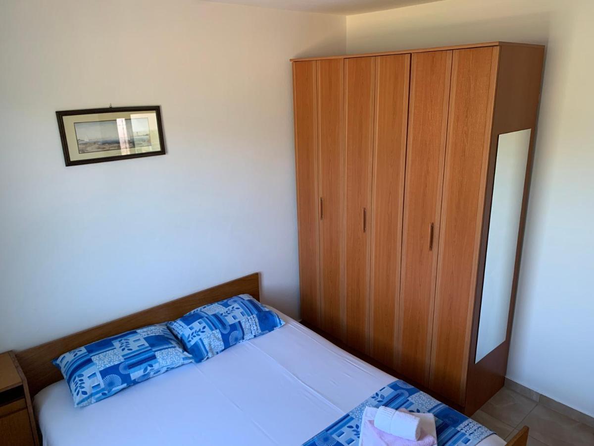 Holiday Home Bratica Улцинь Экстерьер фото