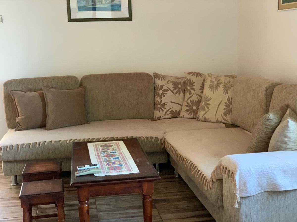 Holiday Home Bratica Улцинь Экстерьер фото